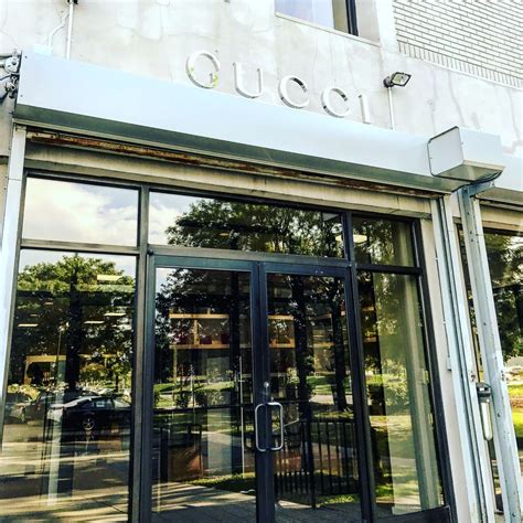 Gucci outlet nj - Gucci Outlet, Secaucus, New Jersey. 1,677 likes · 1,878 were here. Founded in Florence in 1921, Gucci represents world class luxury, Italian heritage and modern style. Gucci Outlet | Secaucus NJ 